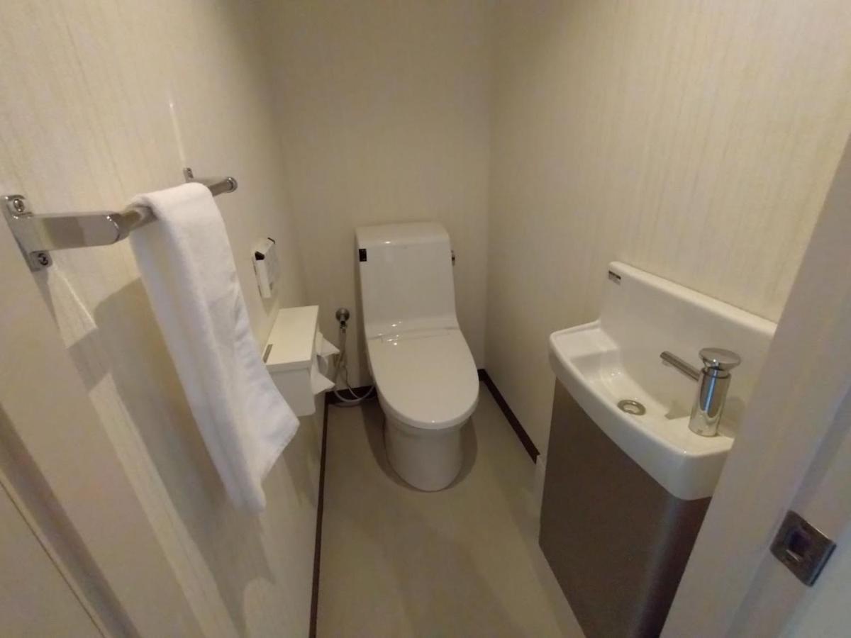Shinjuku Sun Park 3*