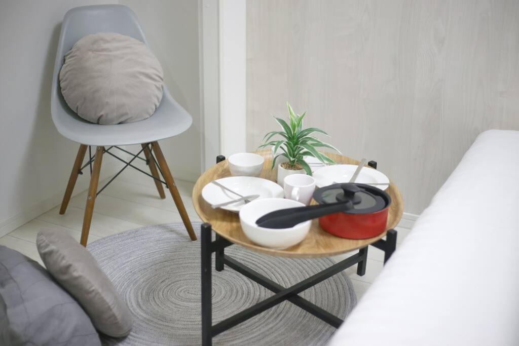 Apartment Real Kinshi 201