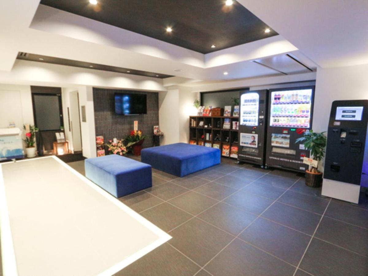Livemax Tokyo-otsuka Ekimae Tokyo