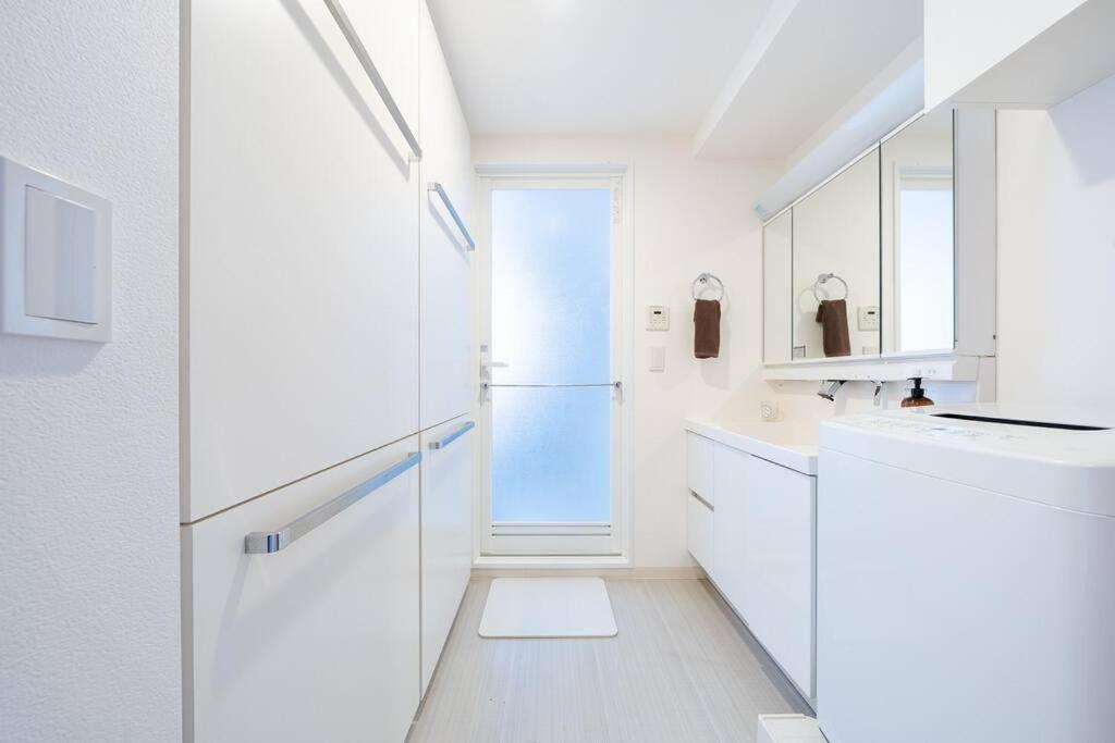 Generous Forest 301 Apartment Tokyo