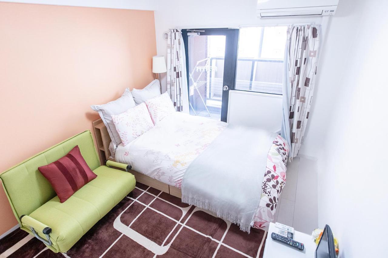 Shinjuku Retreat: Local Experience Near Higashi-shinjuku Station Tokyo