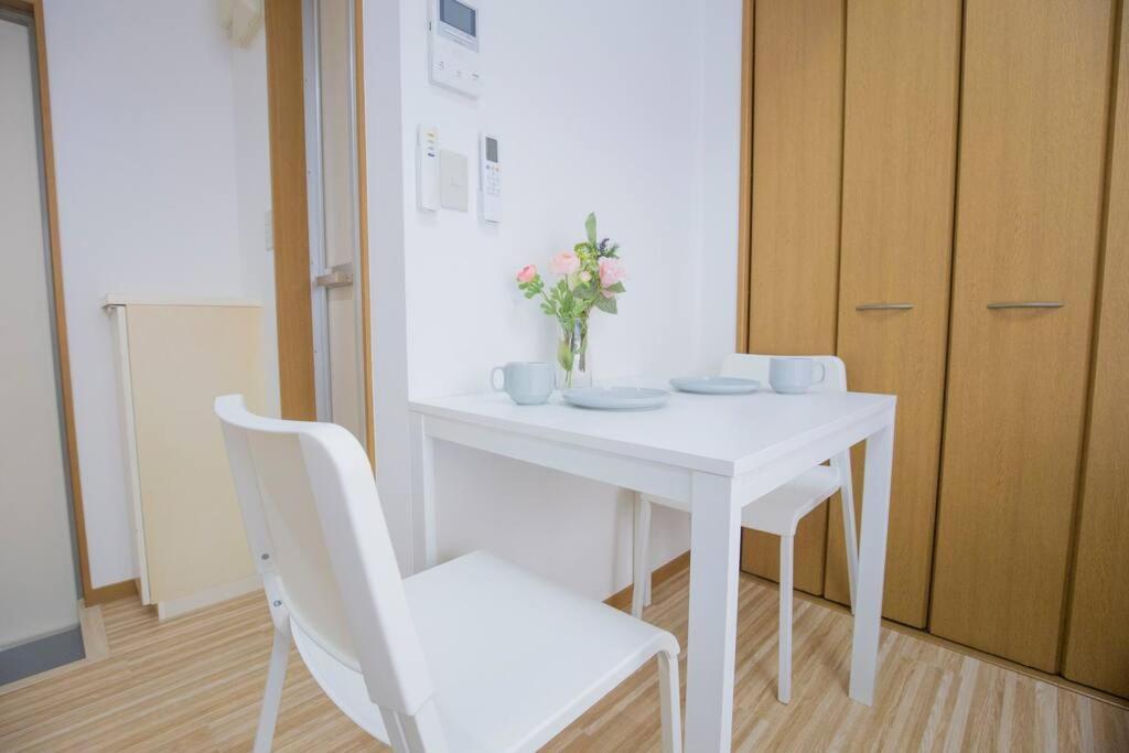 閑静な住宅街_暖かく居心地の良いデザイン Yoy-6 Apartment Tokyo