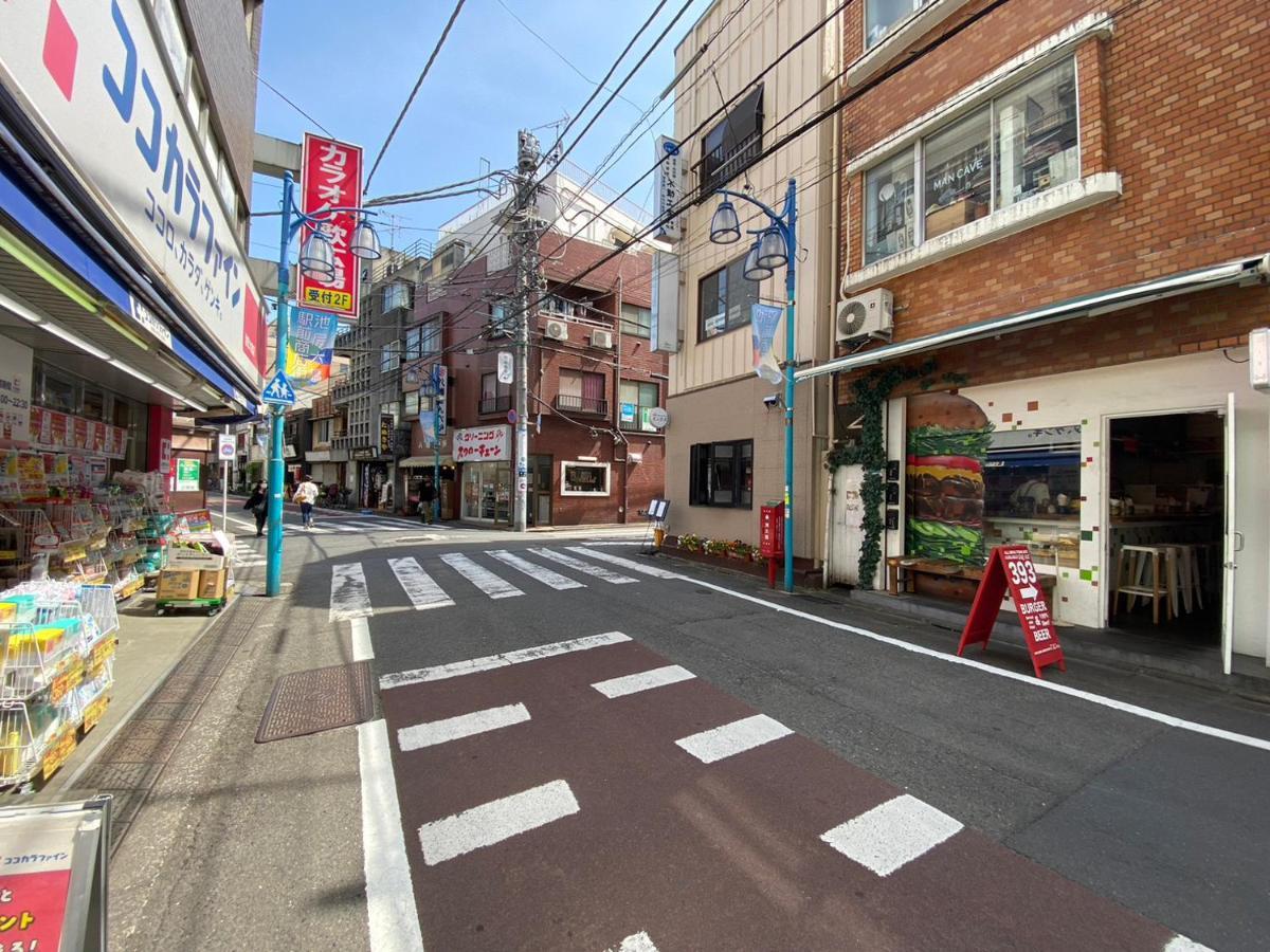 Plaza Ikejiri 201 * Tokyo