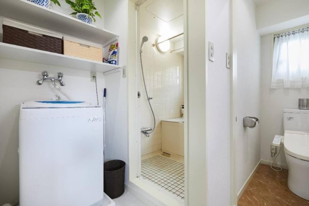 Apartment 6楼整租公寓：机场附近的都市舒适住宿