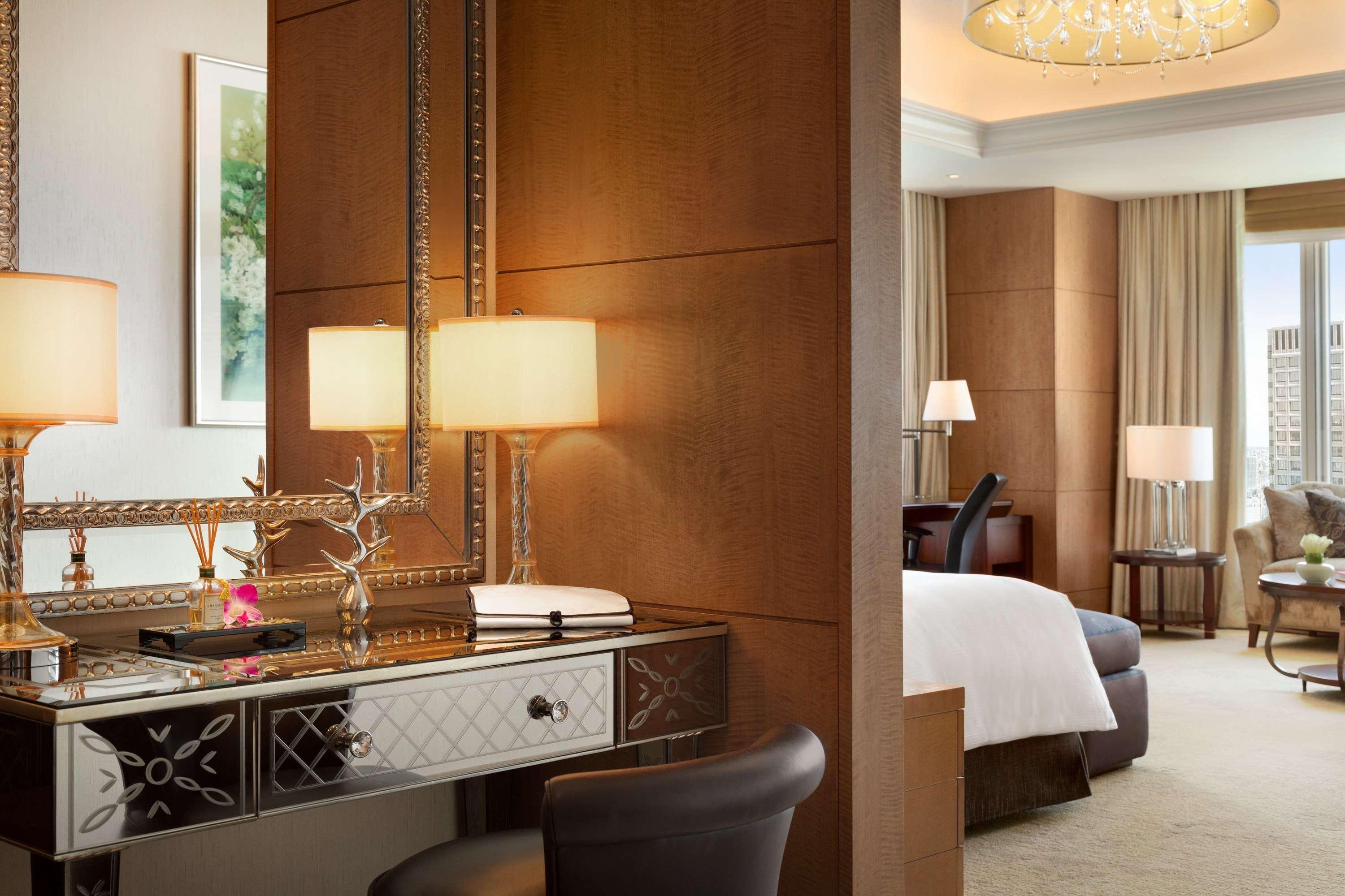 Shangri-la Hotel Tokyo