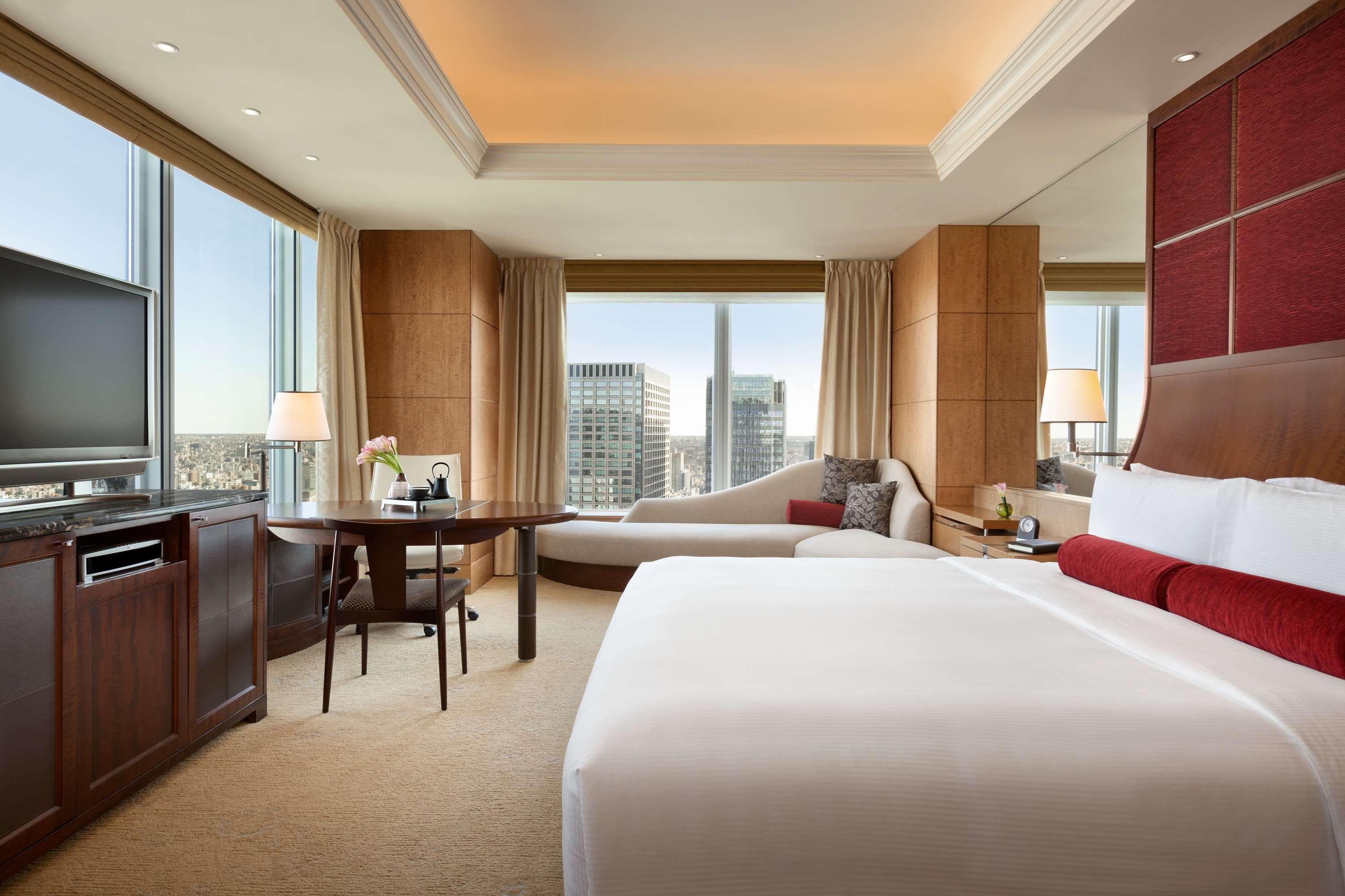 Hotel Shangri-la 5*