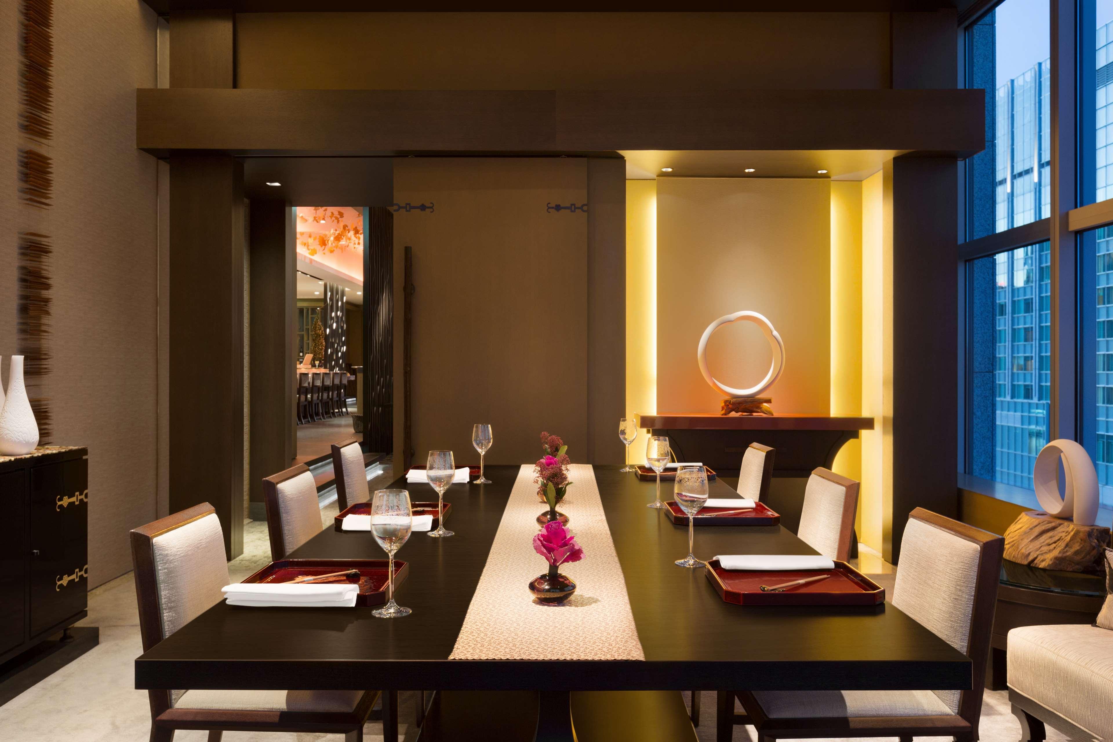 Shangri-la Hotel