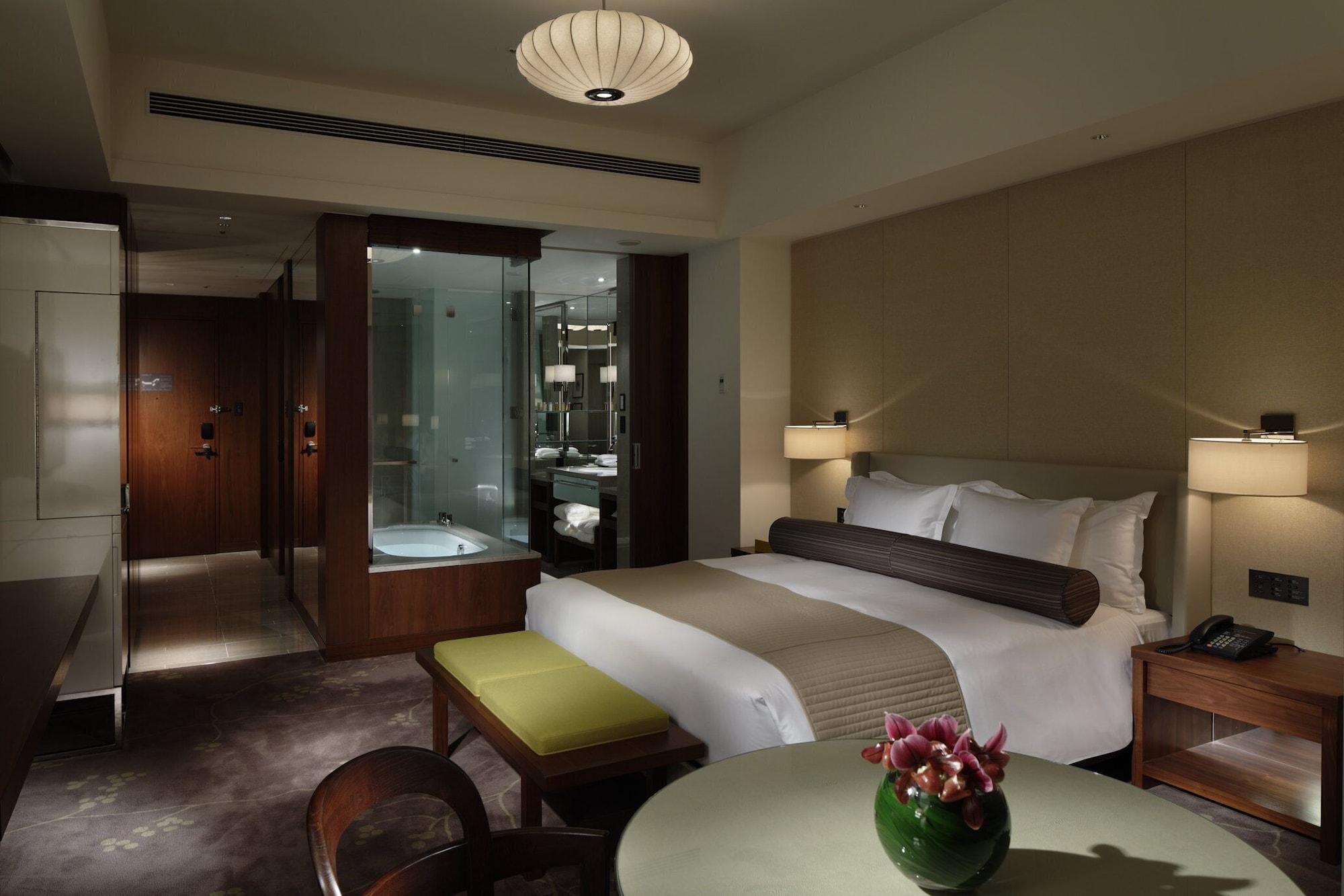 Palace 5*