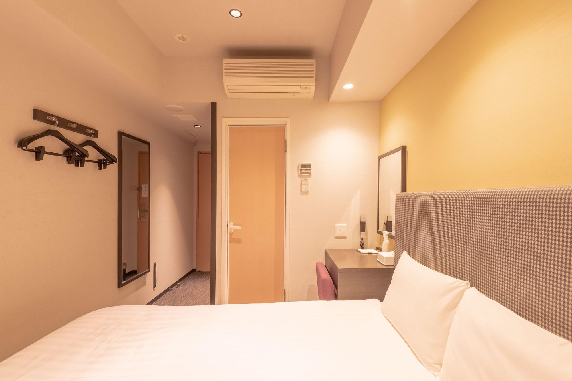 E Higashi Shinjuku 3* Tokyo