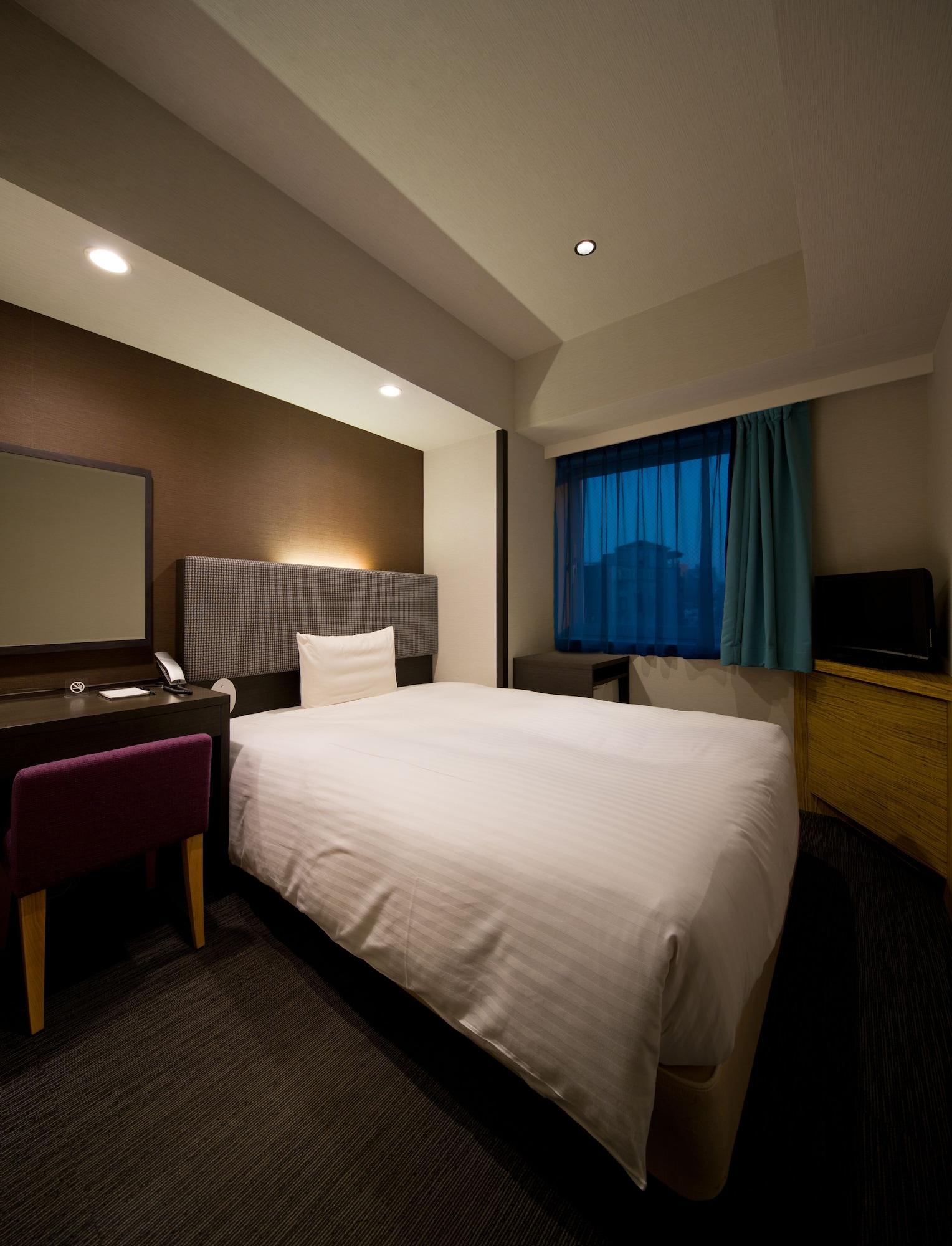 E Higashi Shinjuku 3*
