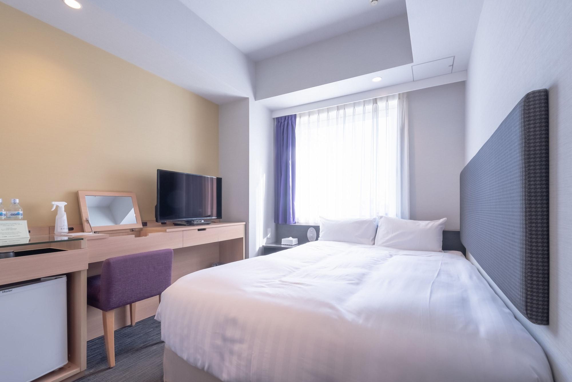 E Higashi Shinjuku Hotel