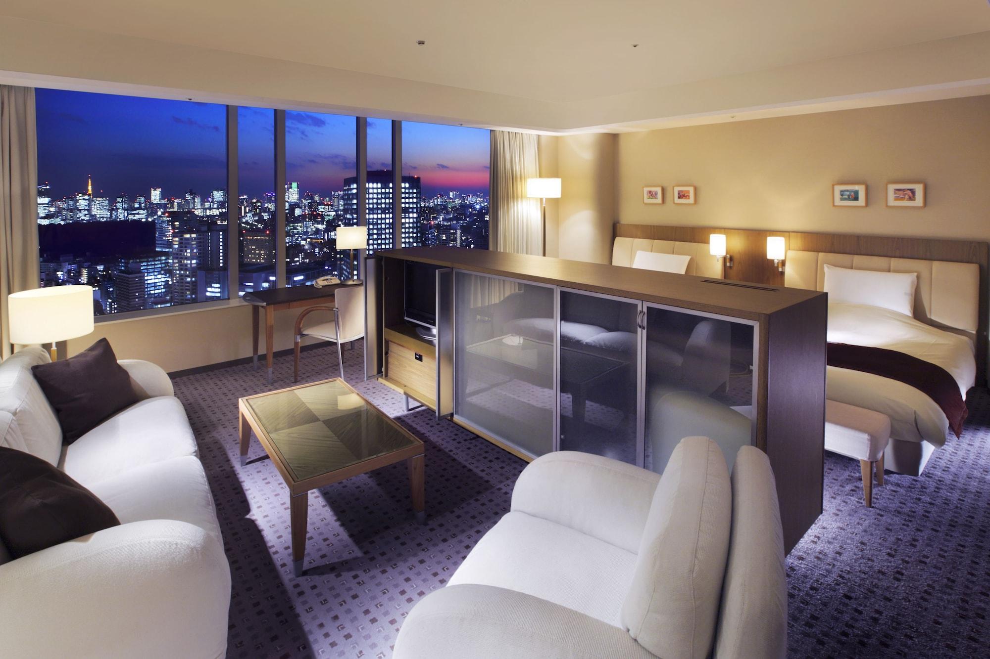 Dome 4*