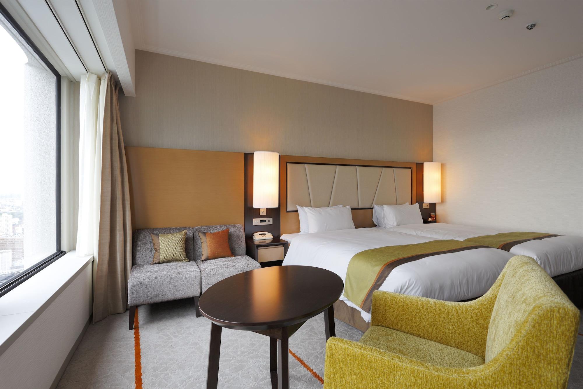 Keio Plaza Hotel 5*
