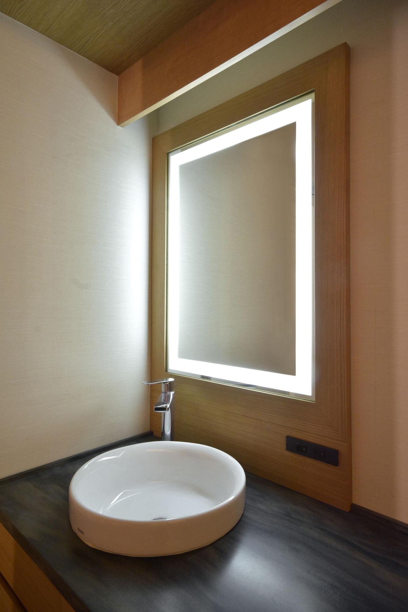 Hillarys Akasaka Hotel 3*