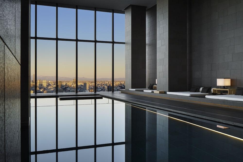 Aman Hotel 5*