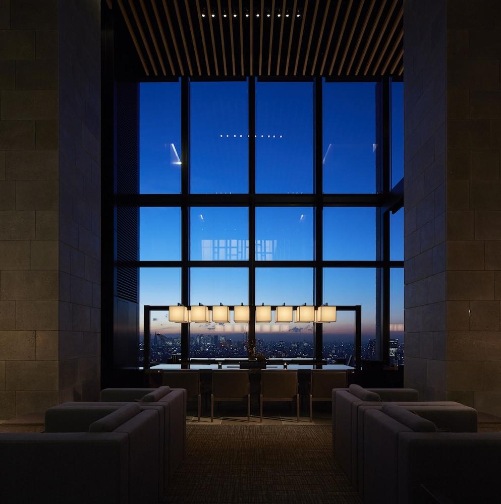 Aman Hotel 5*