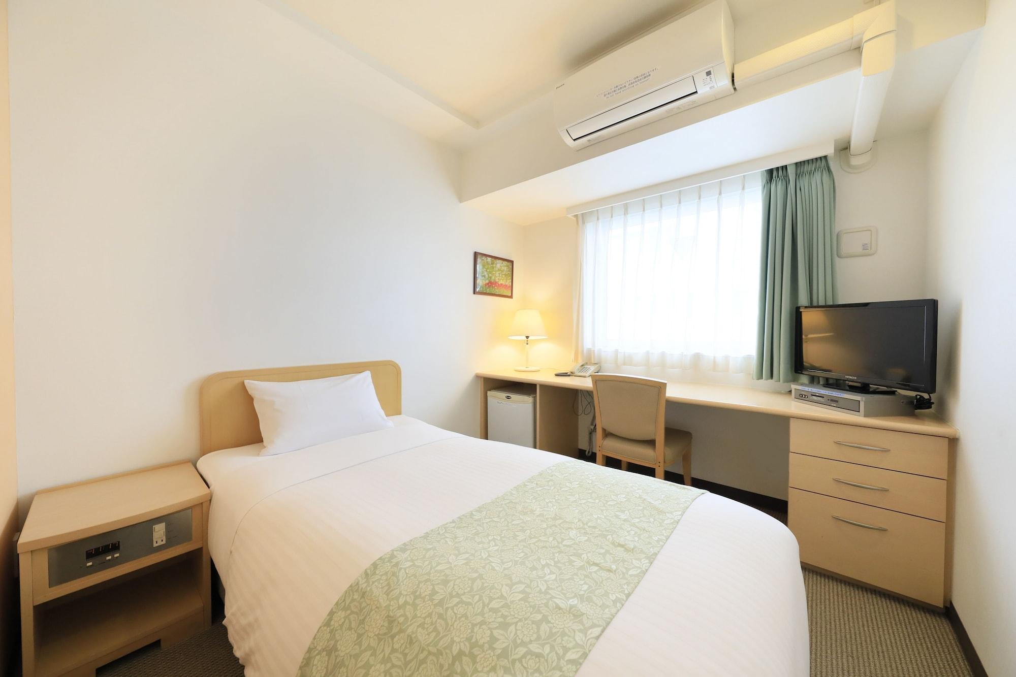 Hotel Famy Kinshicho 3*