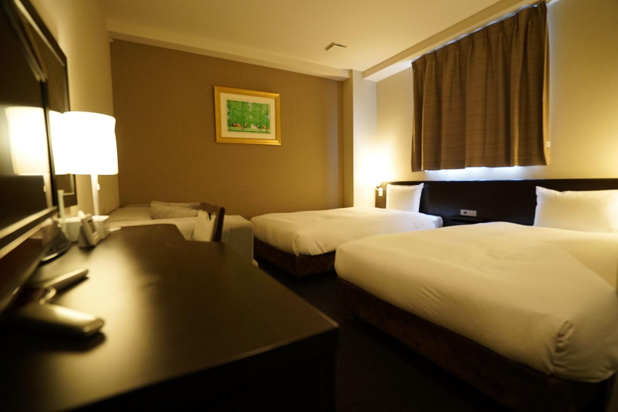 Cvs Bay 3* Tokyo