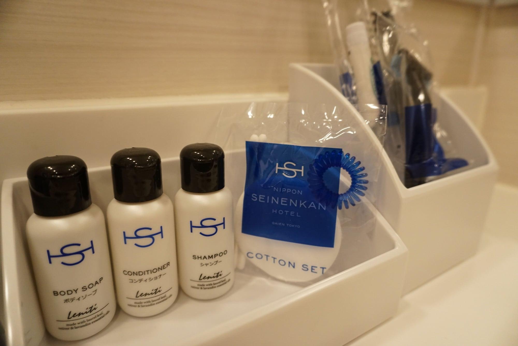 Nihon Seinenkan Hotel 3*