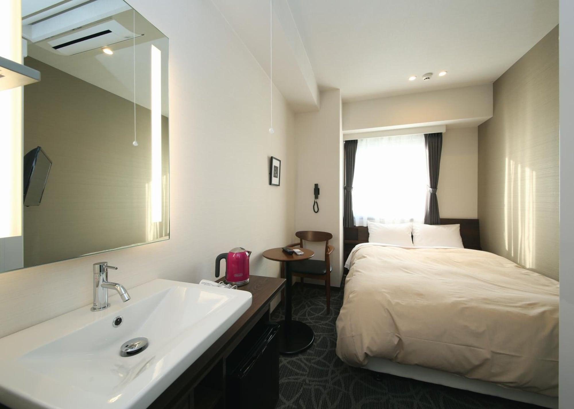 Emit Ueno Hotel