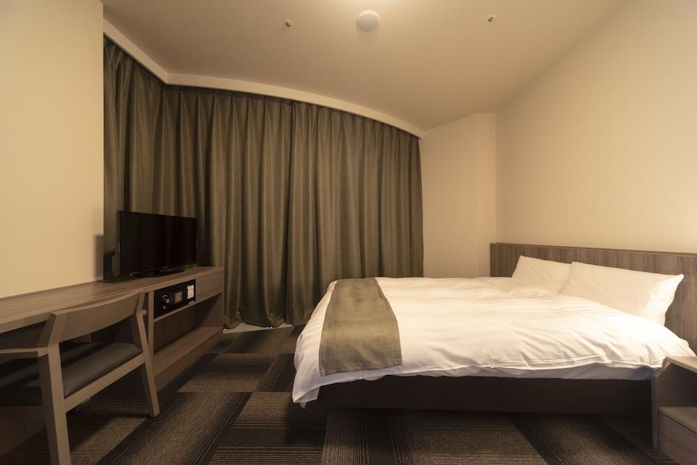 Hotel Dormy Korakuen 3*