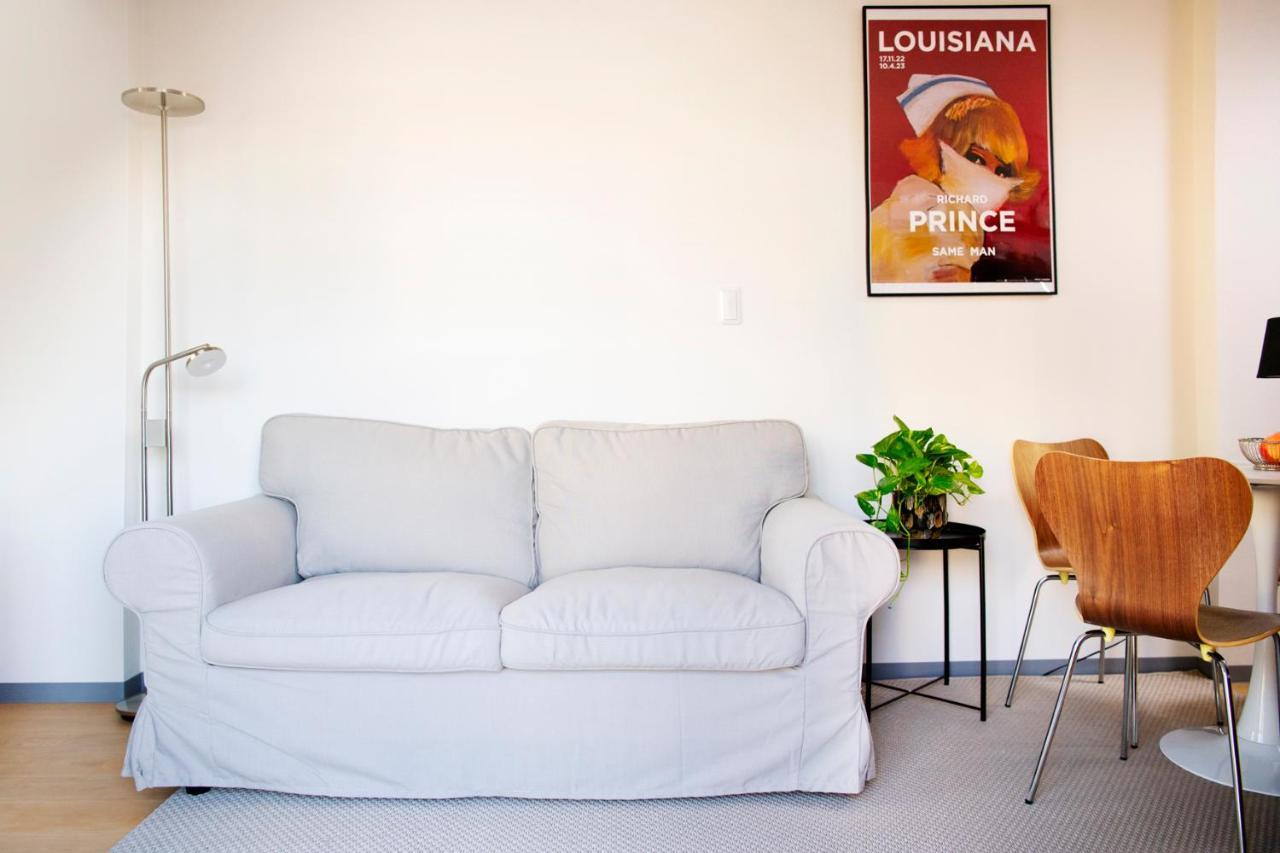 #9 3mins To Station 1stop To Shinjuku Stylish With Plenty Of Sunlight Apartment