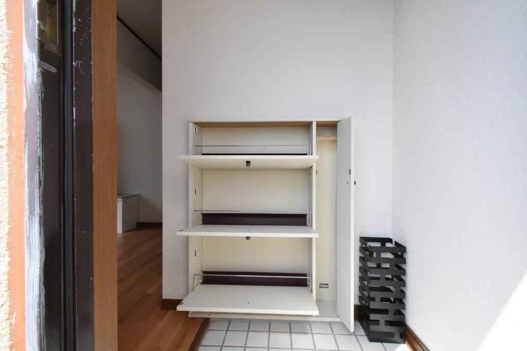 メゾン八千代302 Apartment