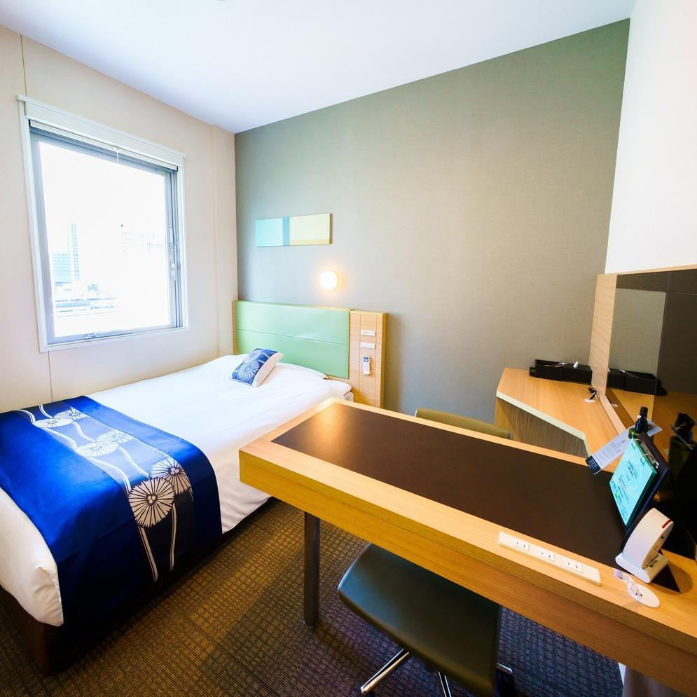 Super Premier Station Yaesu-chuoguchi Hotel