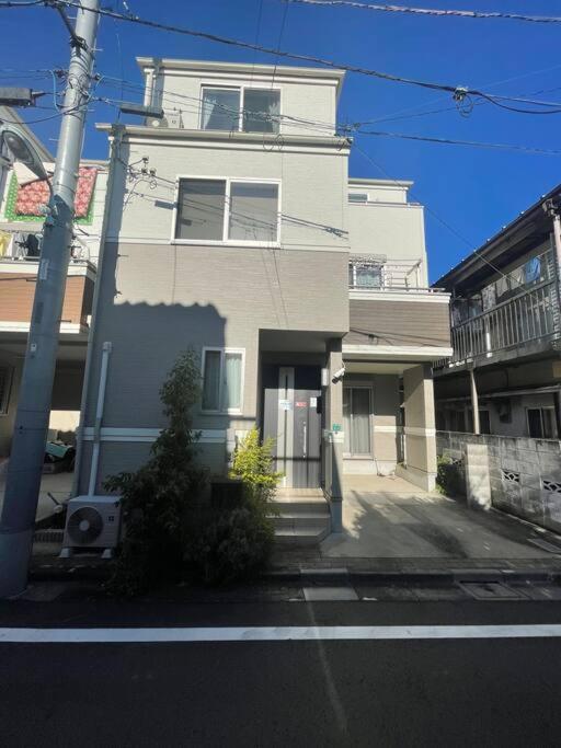 尹府a栋-池袋新築四室一厅一户建。北池袋步行4分钟。池袋步行12分钟。高速wifi。免费停车场 *