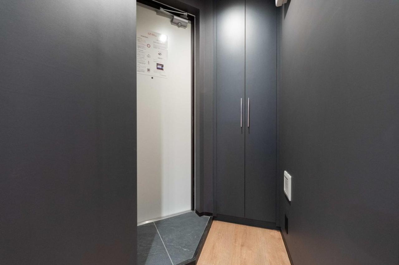 Apartment D-waseda *