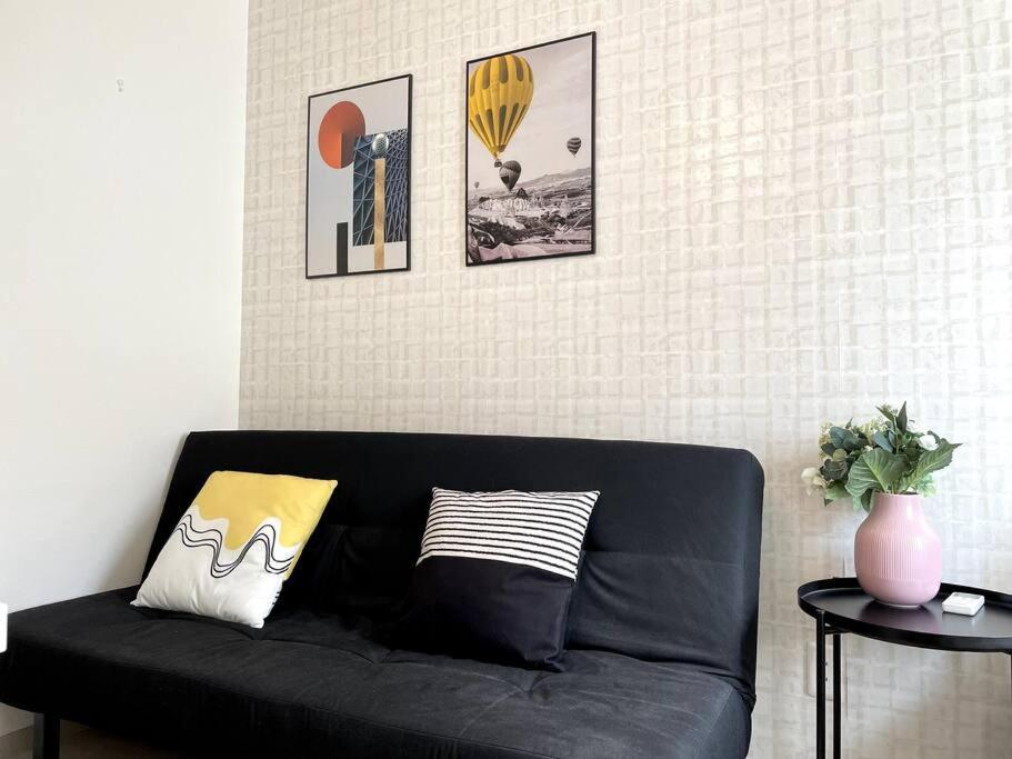 Apartment Comma House Nishi-ikebukuro 3f *