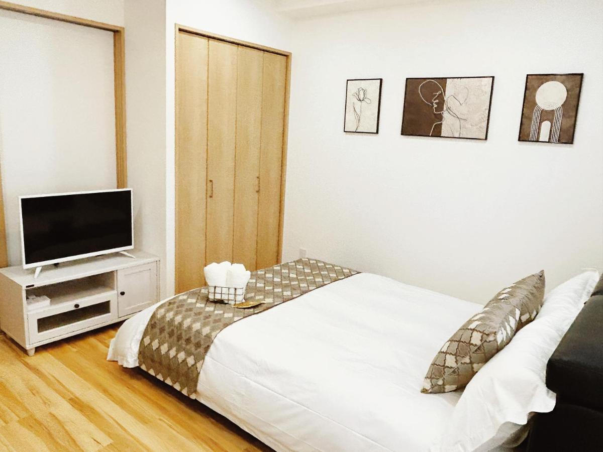 Louis House: Ueno Oasis Near Yamanote Line Apartment