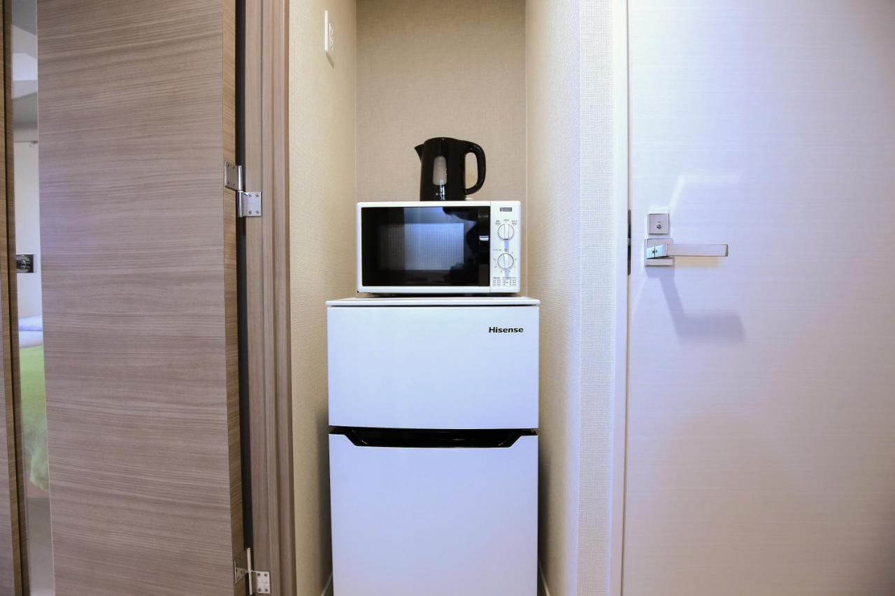 Shinjuku Retreat: Authentic Experience Near Higashi-shinjuku Station *