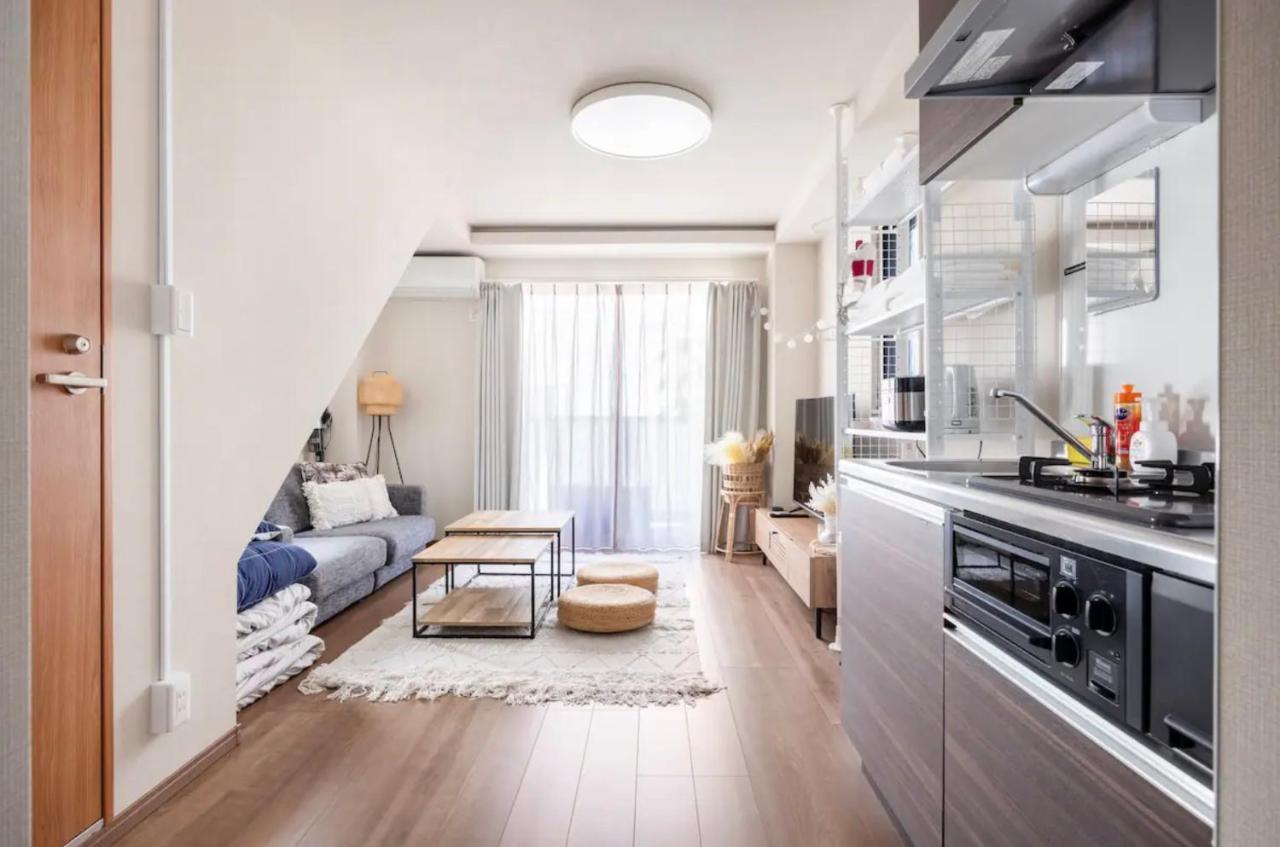 Apartment 上野駅徒歩５分シングルベッド４台＋布団２セット1ldk *