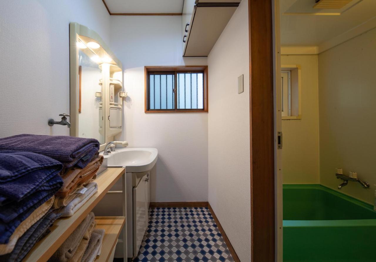 Apartment Lucky Aoto ラッキー青戸