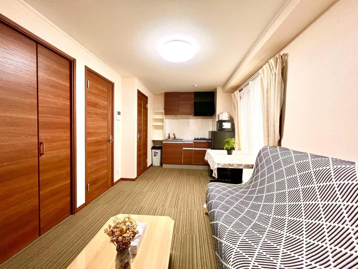 Pusu Okubo Apartment Tokyo