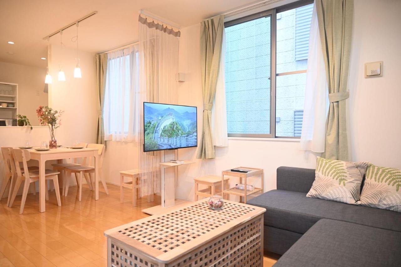 Nishiikebukuro Pure Gray Apartment *