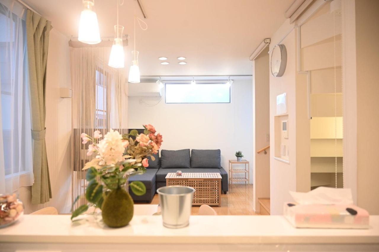 Nishiikebukuro Pure Gray Apartment Tokyo