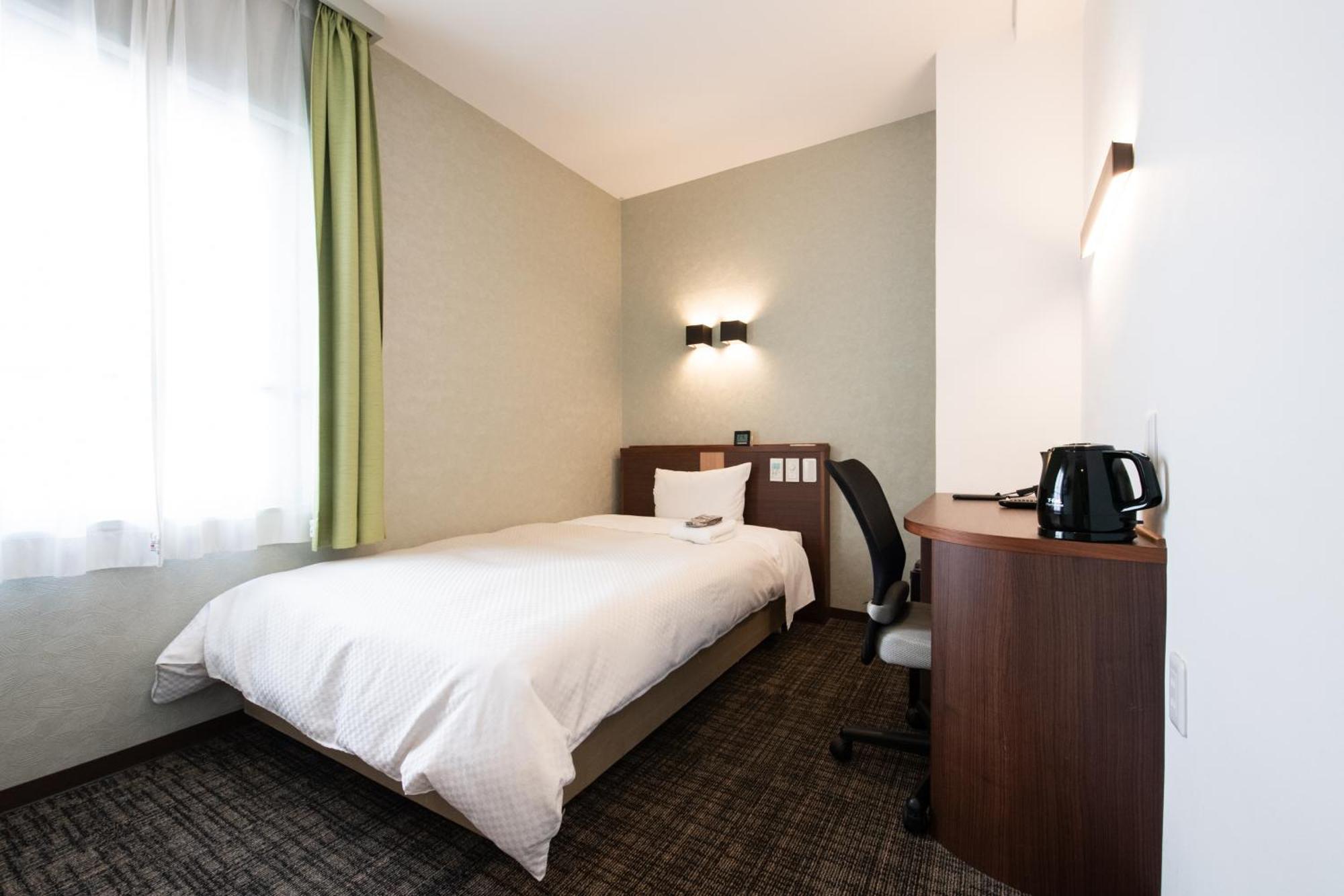 Ueno First Hotel