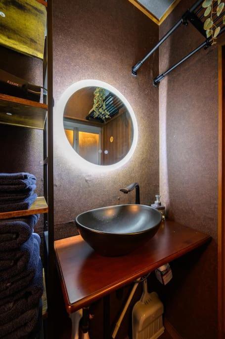 Premier Nishiazabu Roppongi Front Apartment Tokyo