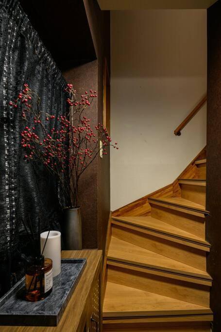 Premier Nishiazabu Roppongi Front Apartment