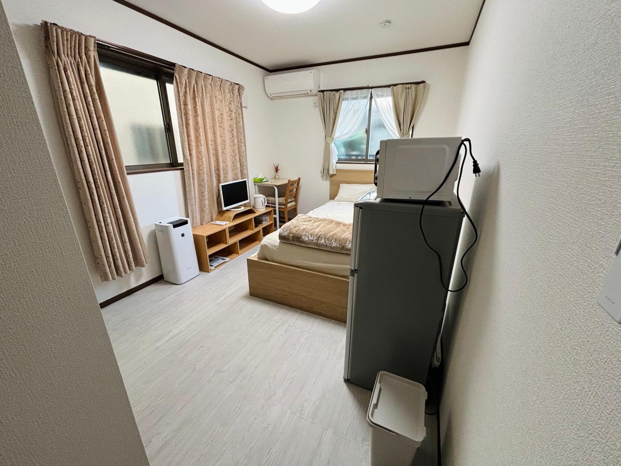 Guest house Bon House Kanamachi Direct To Sensoji Skytree Disneyland Airport Free Parking *