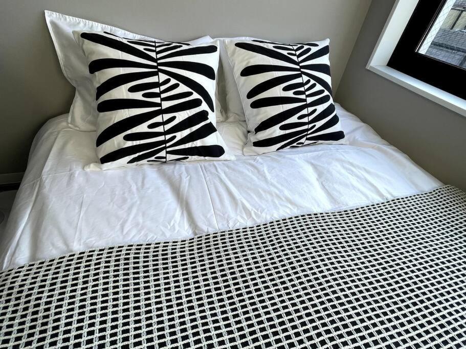 Apartment 【newly Built】3mins To Sta./1km To Shinjuku/301 *