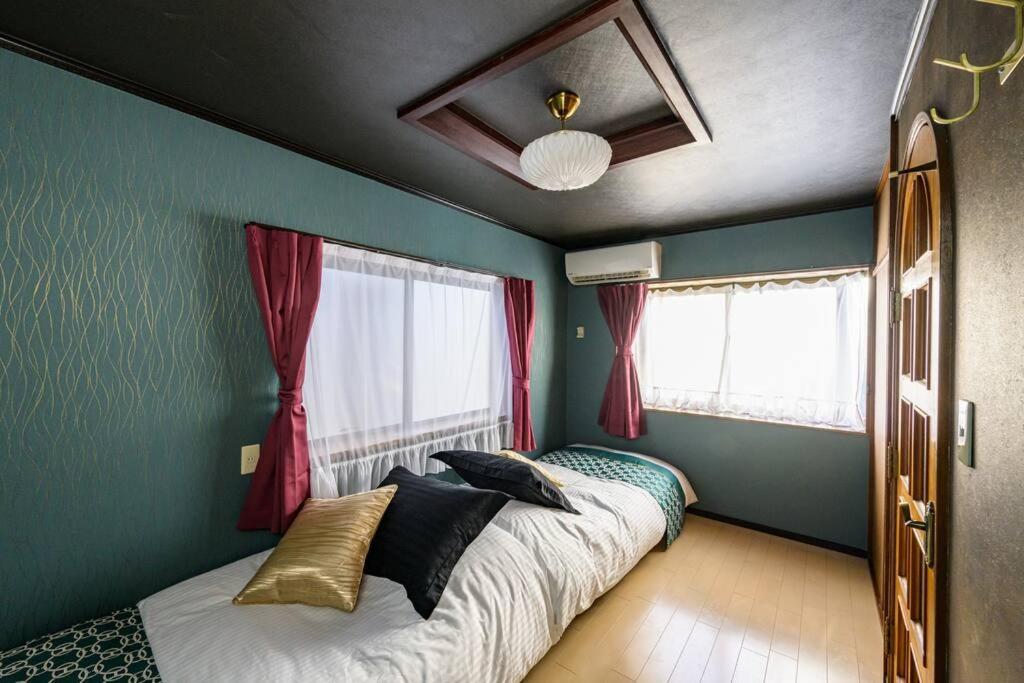 Premier Nishiazabu Roppongi Front Apartment Tokyo