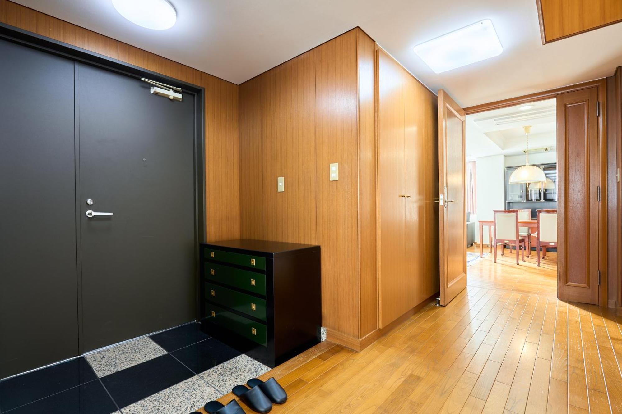 トータル140㎡/メゾネットタイプ豪華マンション/エレベーター付き/駅徒歩7分/最大16人 Apartment Tokyo