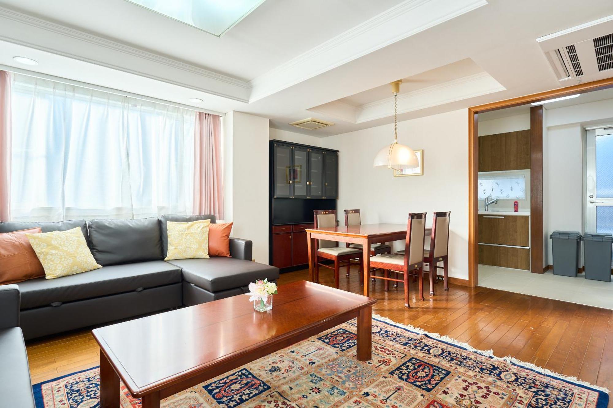 トータル140㎡/メゾネットタイプ豪華マンション/エレベーター付き/駅徒歩7分/最大16人 Apartment *