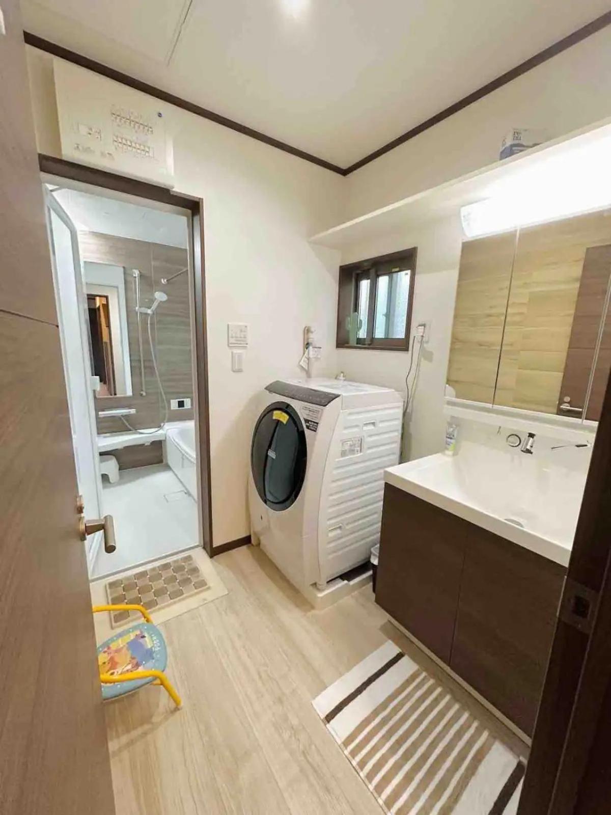 Bon House Kanamachi Direct To Sensoji Skytree Disneyland Airport Free Parking Guest house *