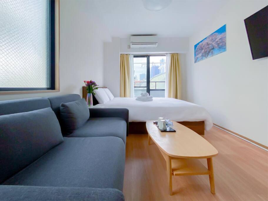 We Aparthotel *