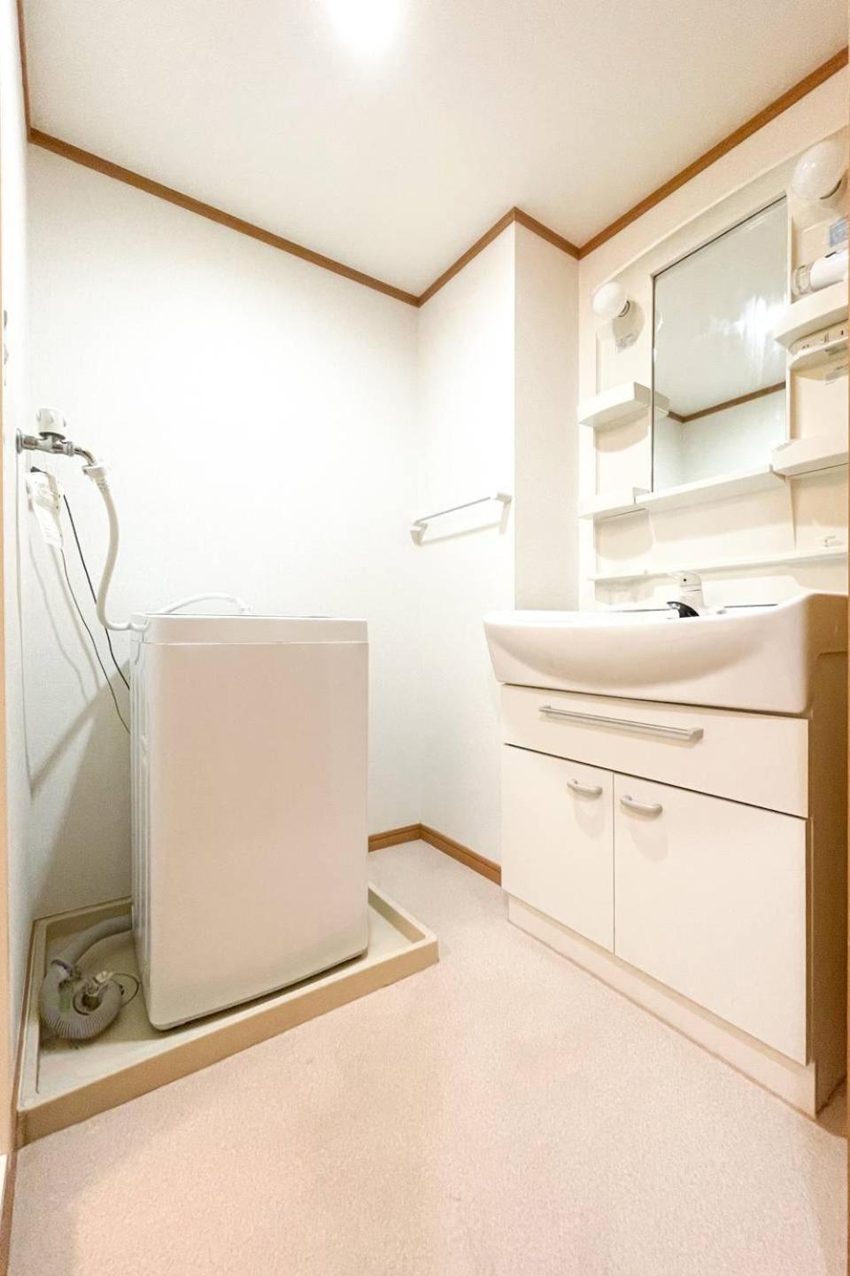 Delccs Azumabashi Iii Apartment