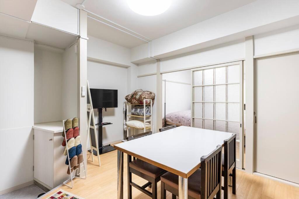 Apartment G&r House 202　shinjuku Tokyo
